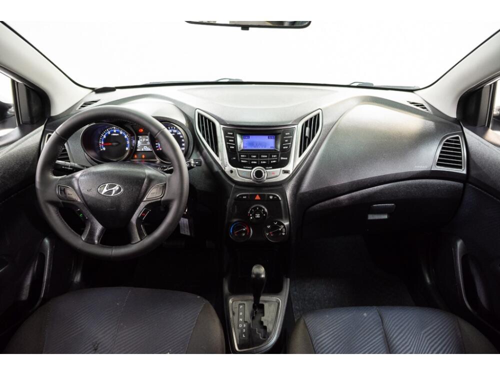 Hyundai HB20 S