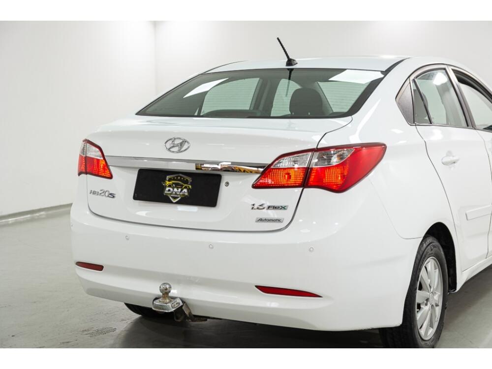 Hyundai HB20 S