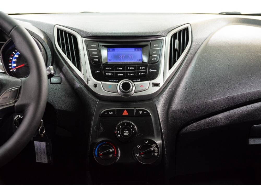 Hyundai HB20 S