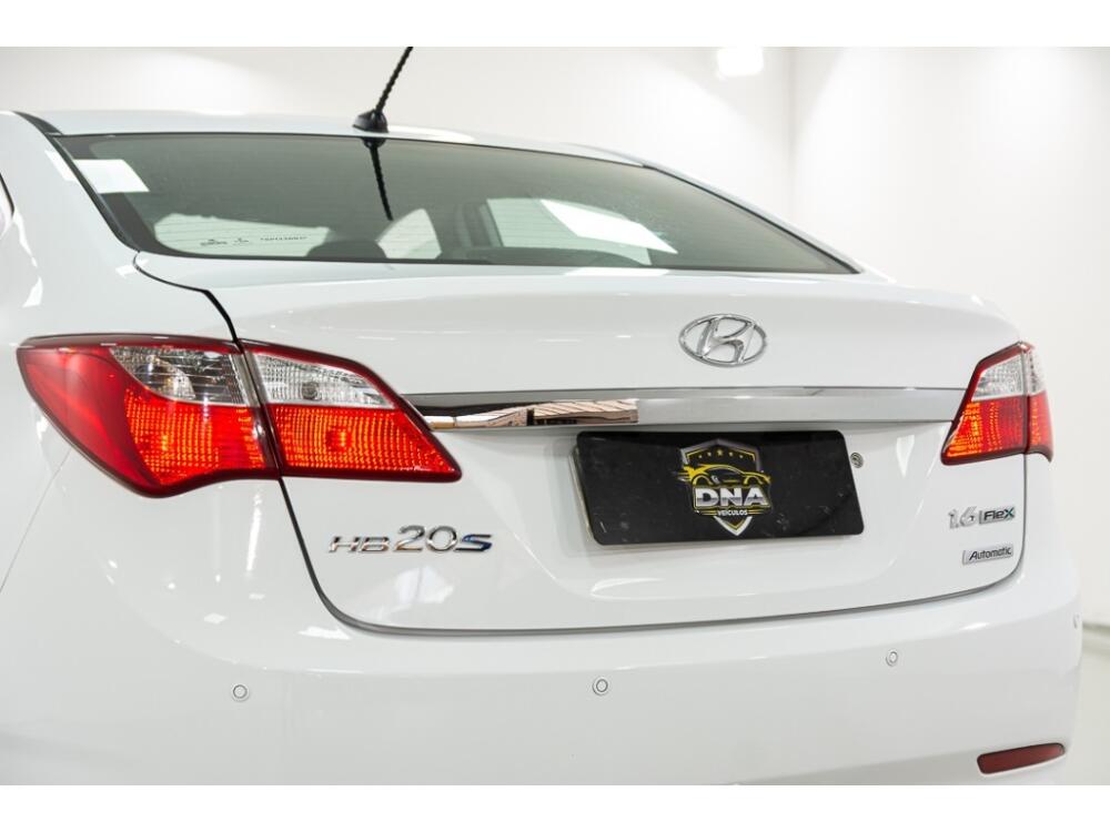 Hyundai HB20 S