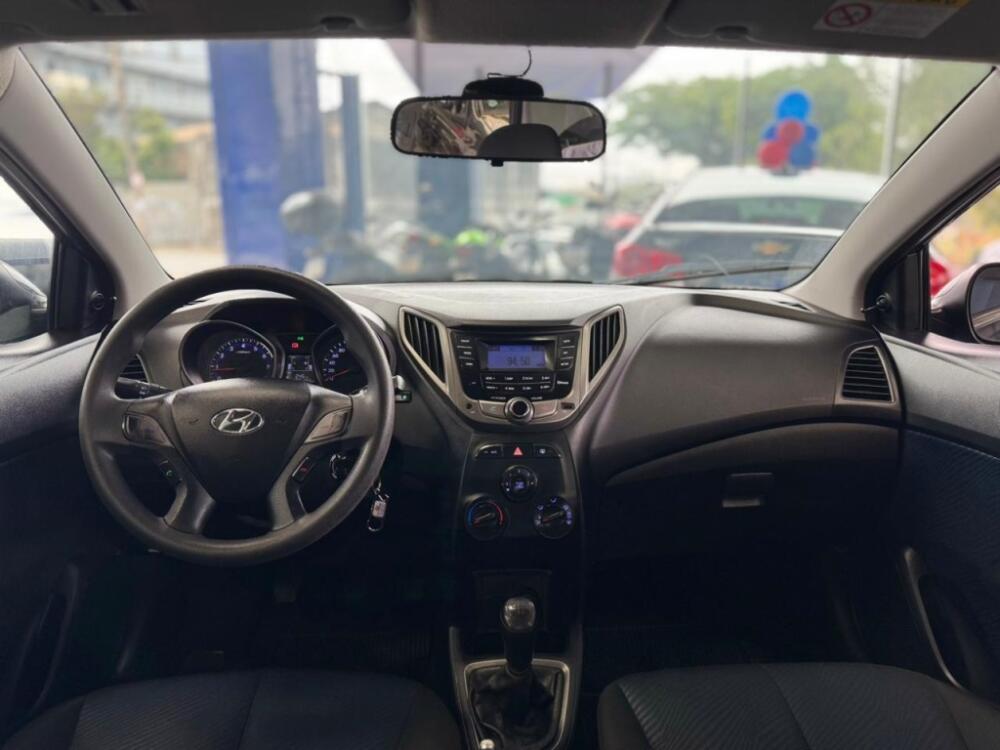 Hyundai HB20 S