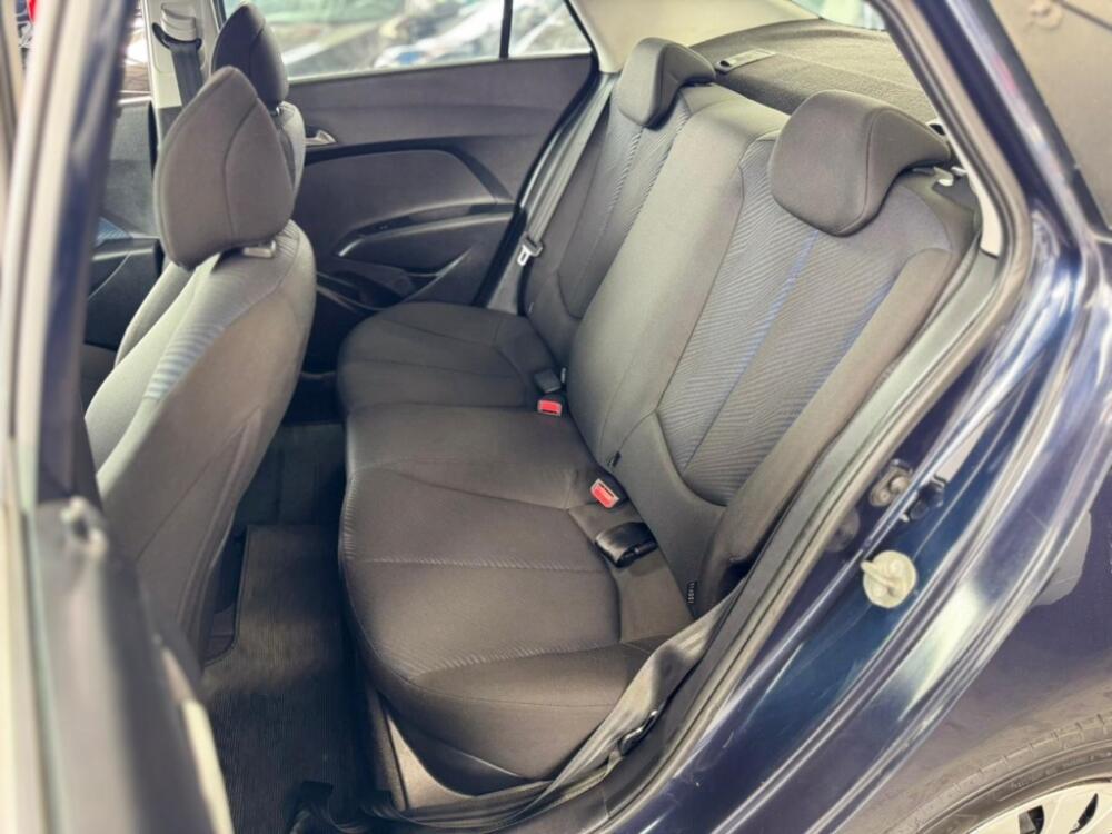 Hyundai HB20 S