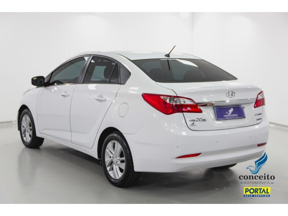Hyundai HB20 S