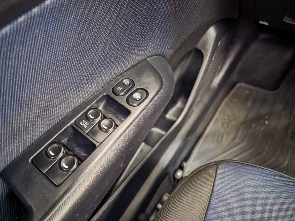 Hyundai HB20 S
