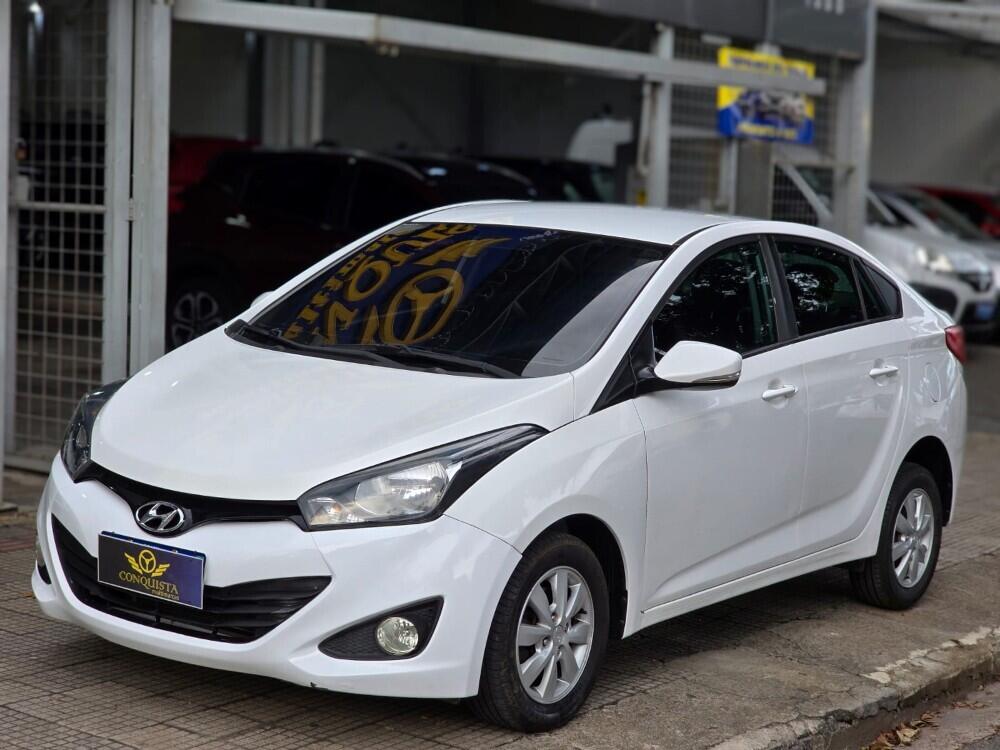 Hyundai HB20 S
