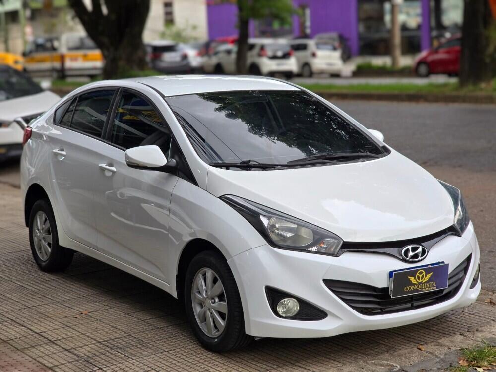 Hyundai HB20 S