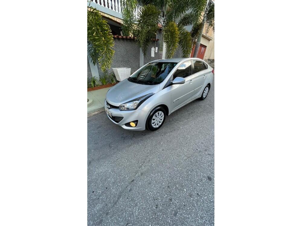 Hyundai HB20 S