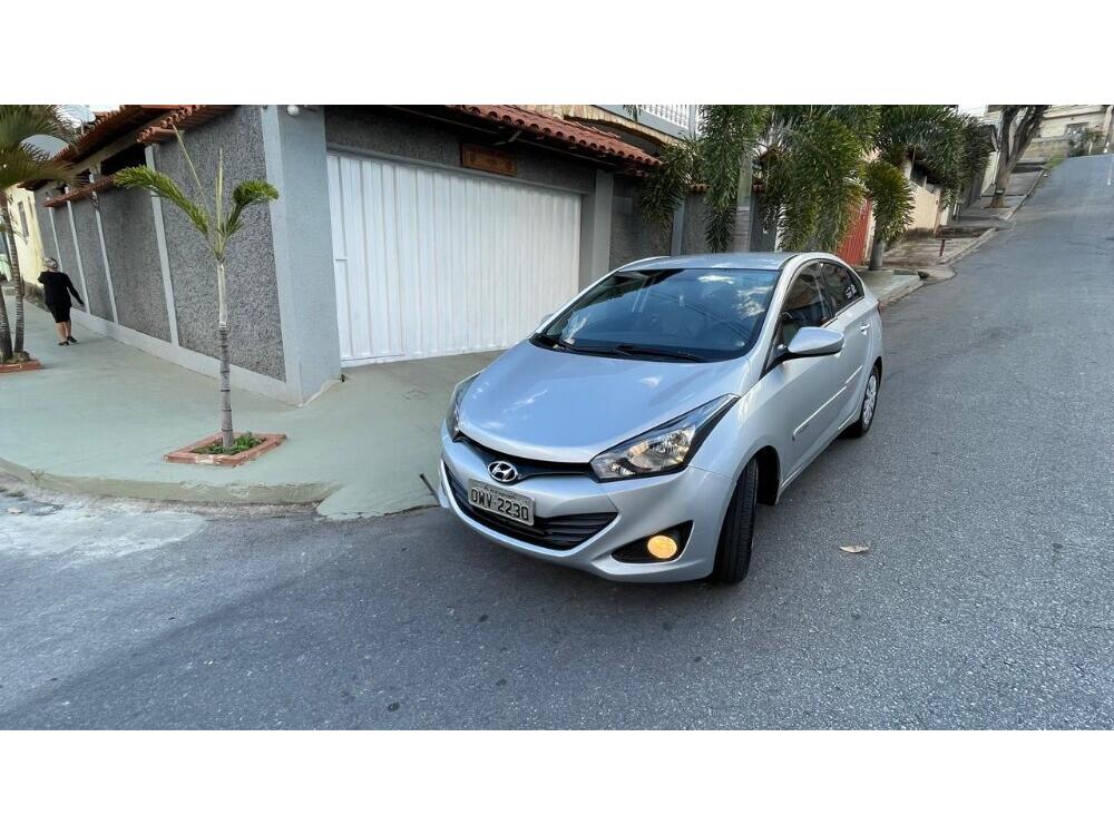 Hyundai HB20 S