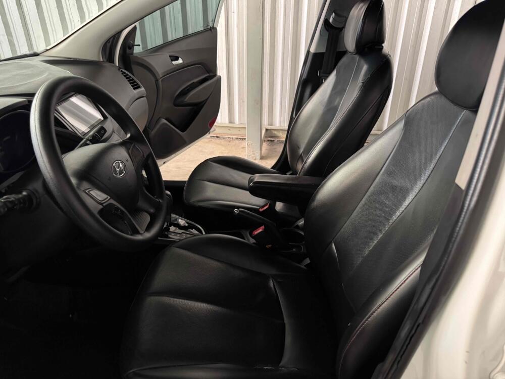 Hyundai HB20 S
