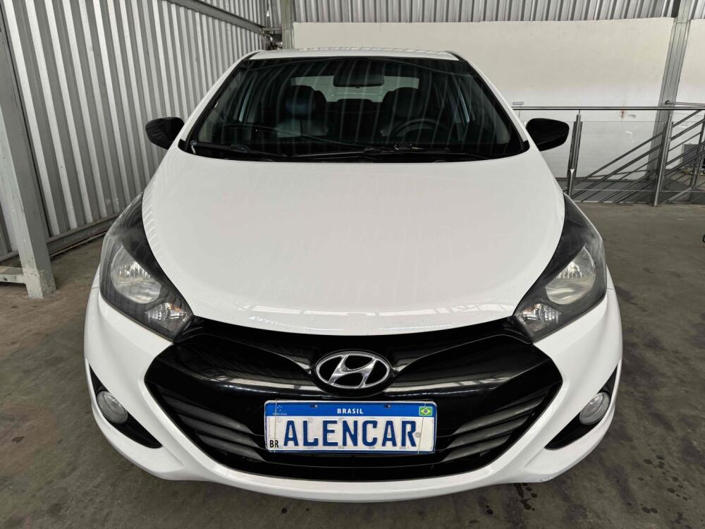 Hyundai HB20 S