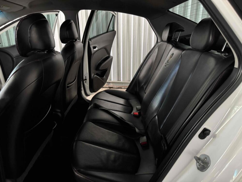 Hyundai HB20 S