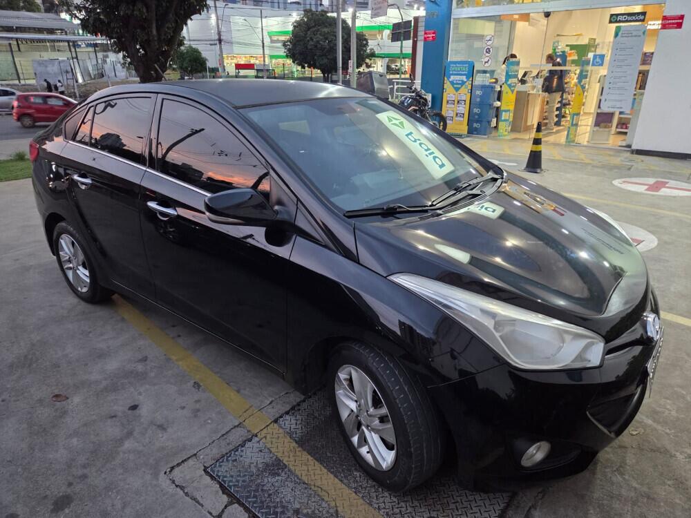 Hyundai HB20 S