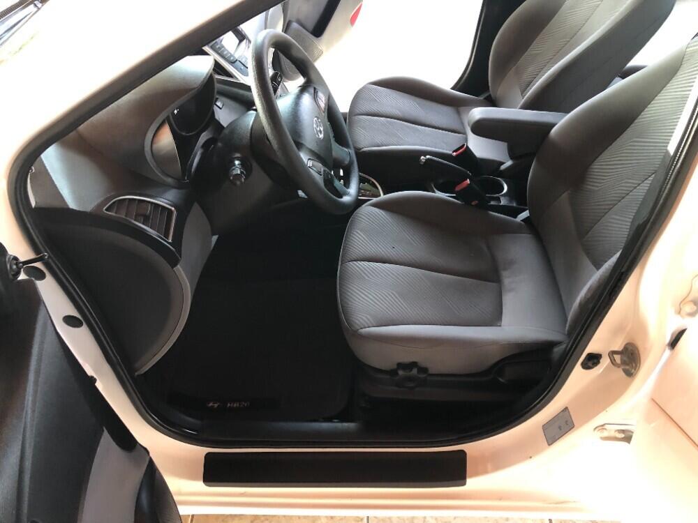 Hyundai HB20 S