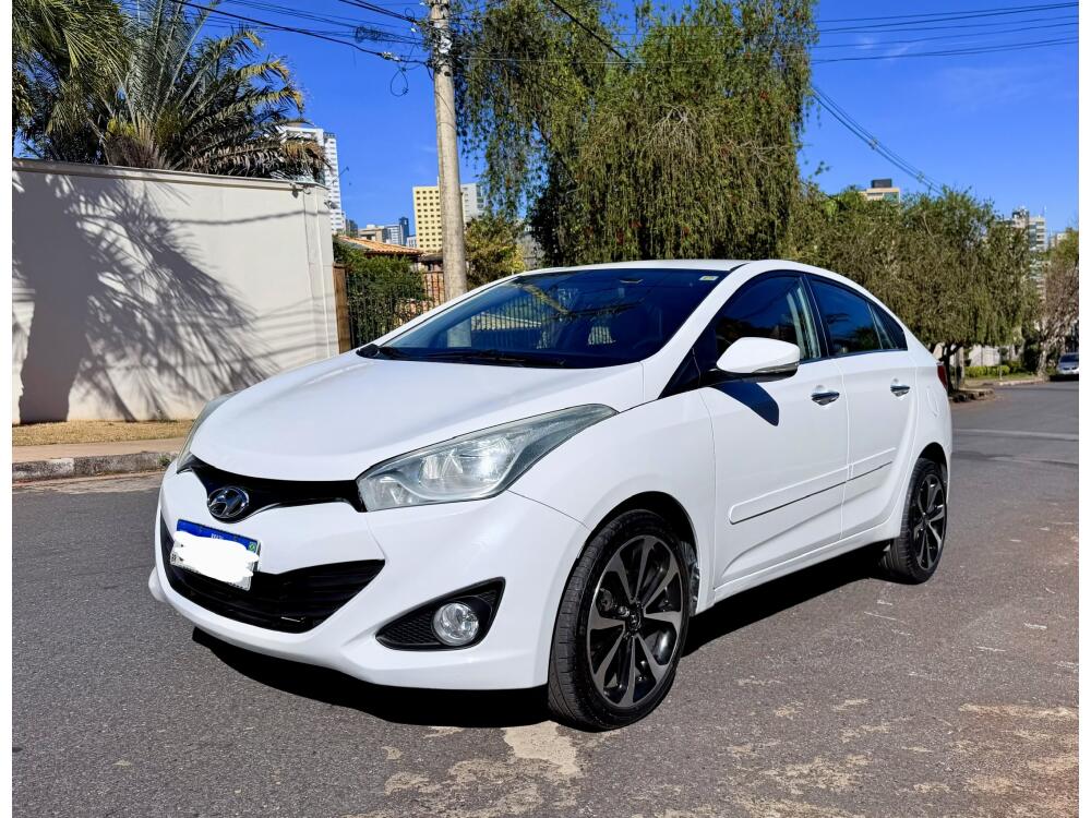 Hyundai HB20 S