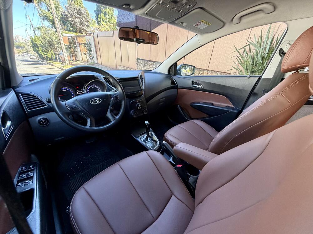 Hyundai HB20 S