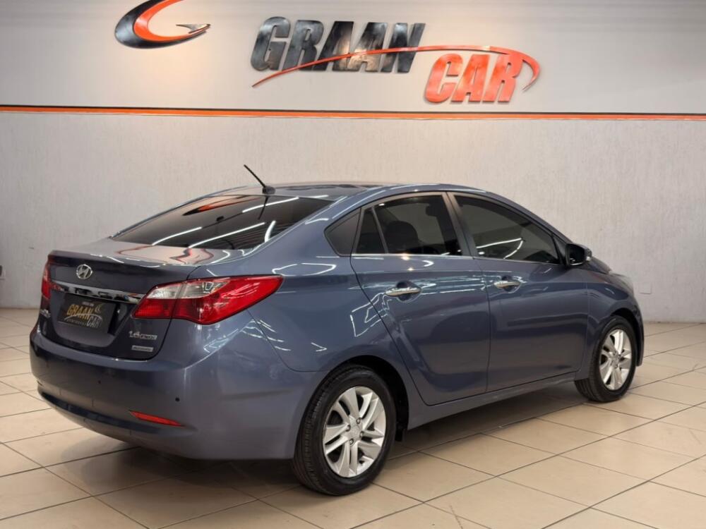 Hyundai HB20 S