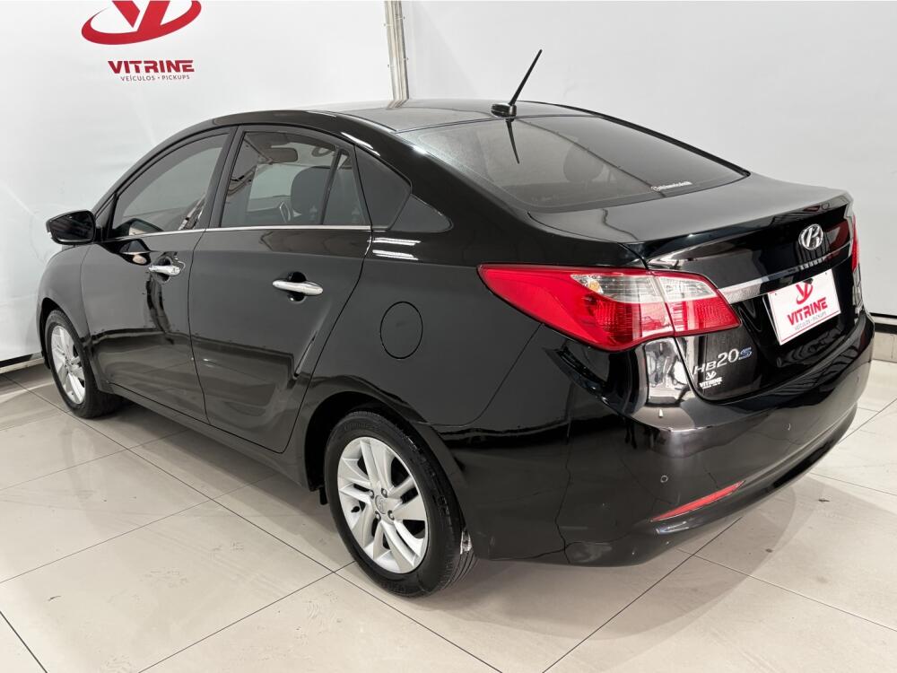 Hyundai HB20 S