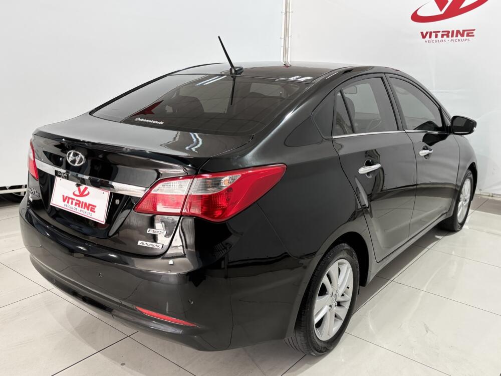 Hyundai HB20 S