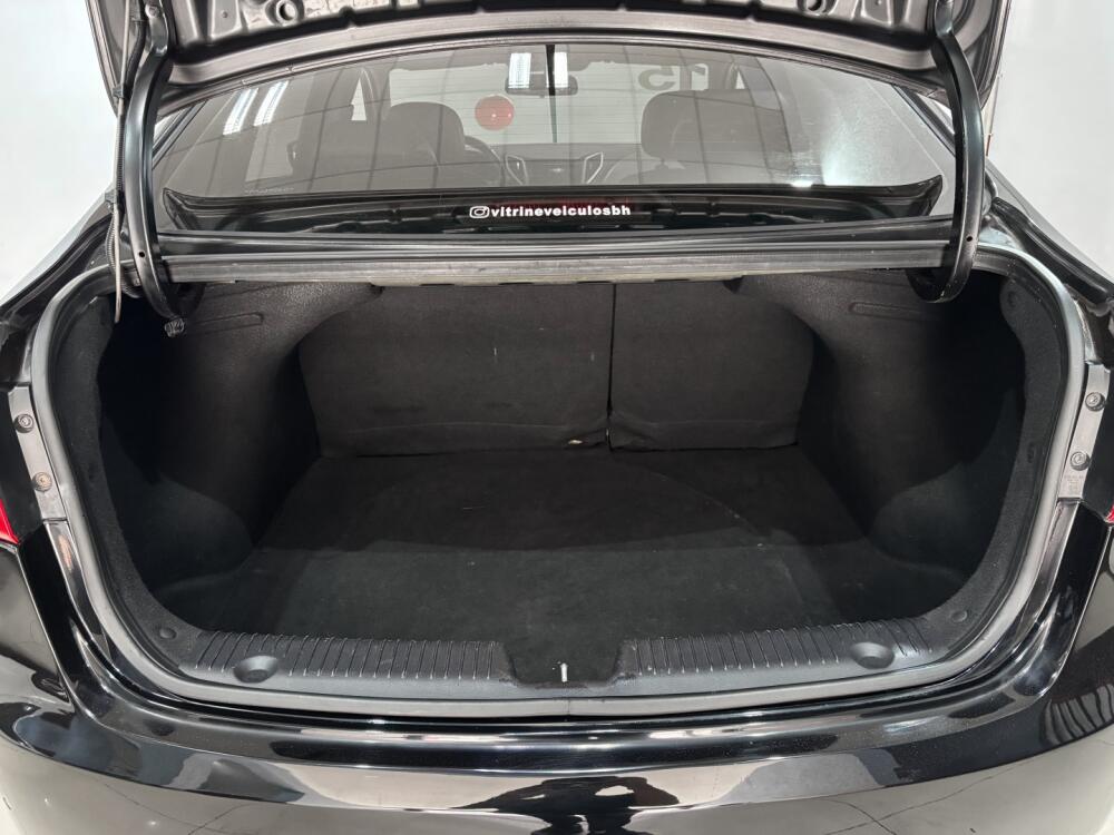 Hyundai HB20 S