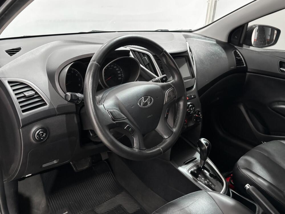Hyundai HB20 S