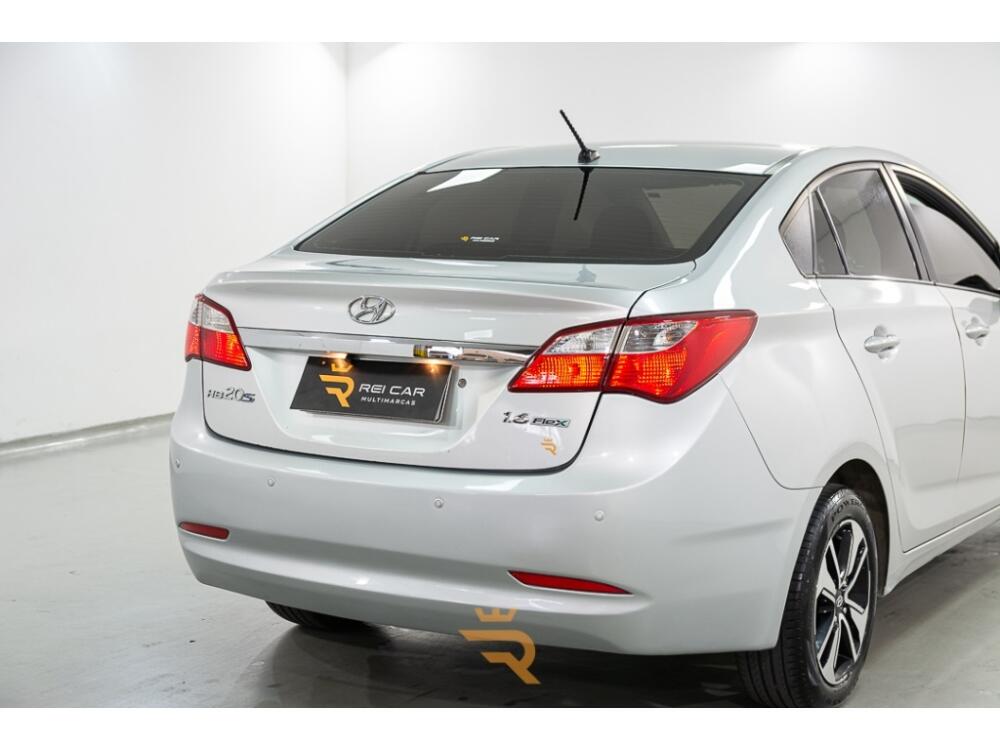 Hyundai HB20 S