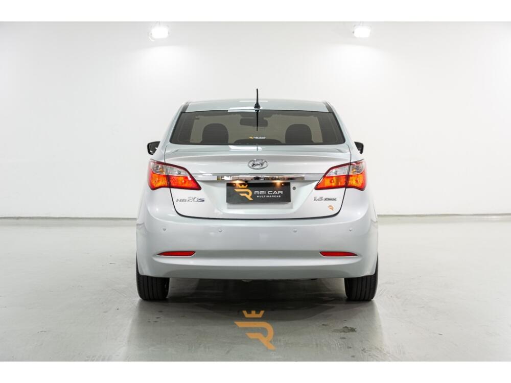 Hyundai HB20 S