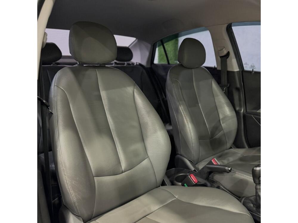 Hyundai HB20 S