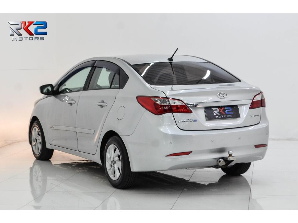 Hyundai HB20 S