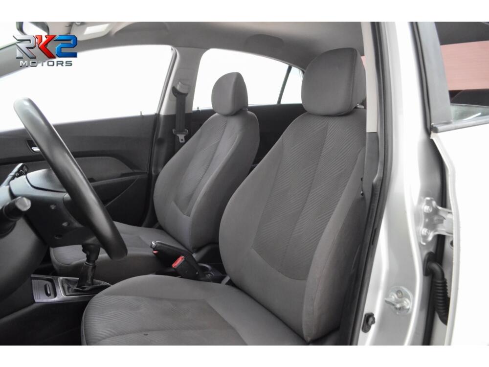 Hyundai HB20 S