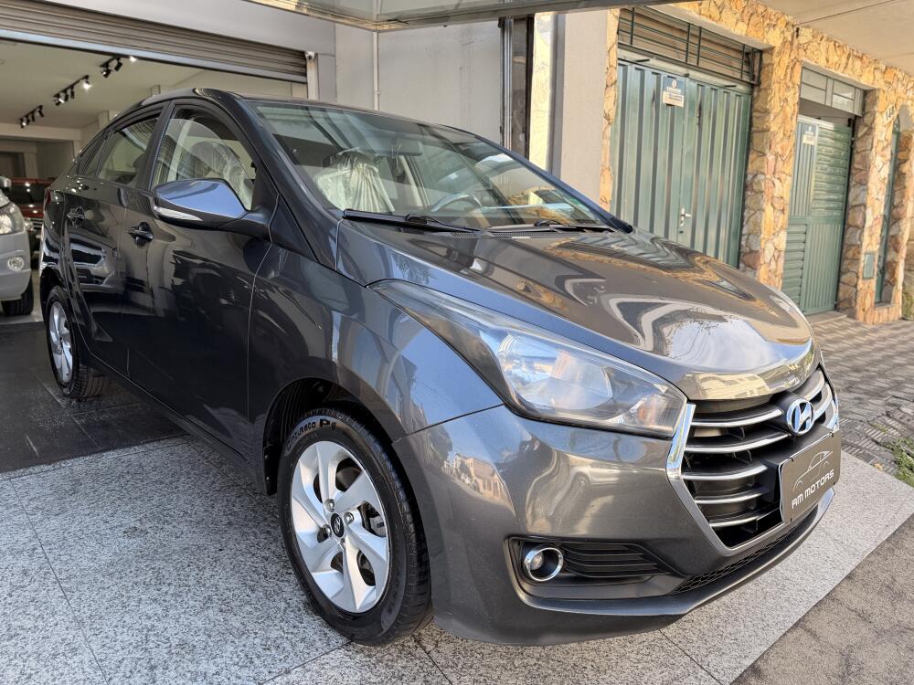 Hyundai HB20 S