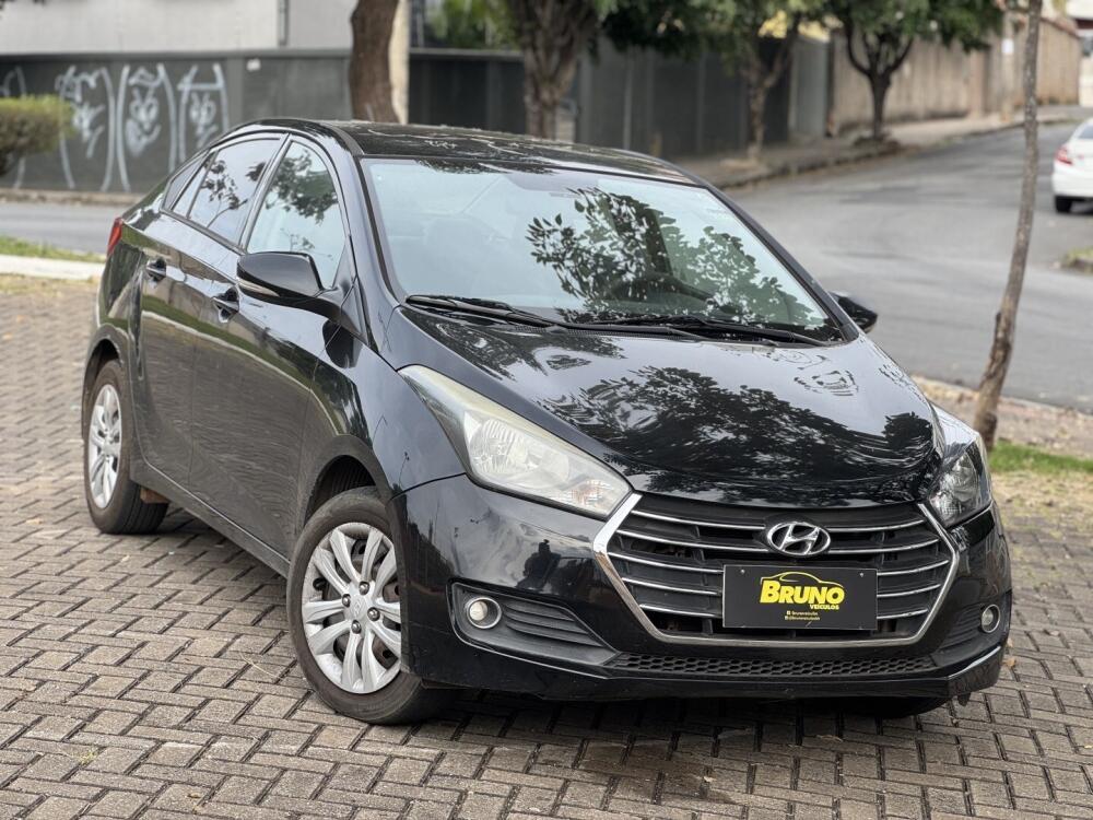 Hyundai HB20 S