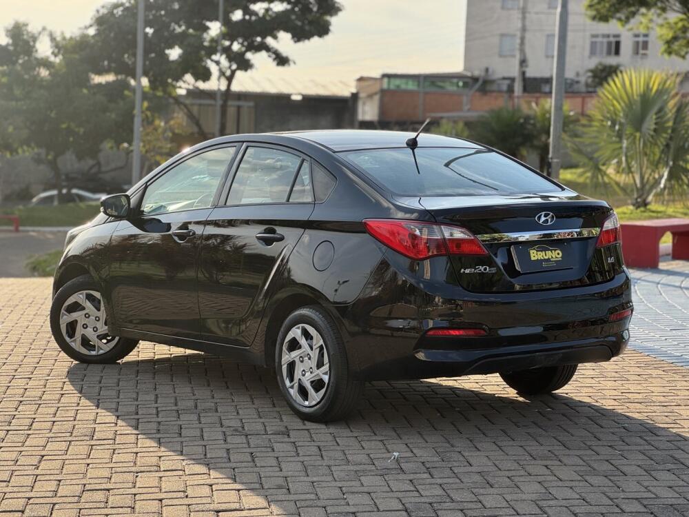 Hyundai HB20 S
