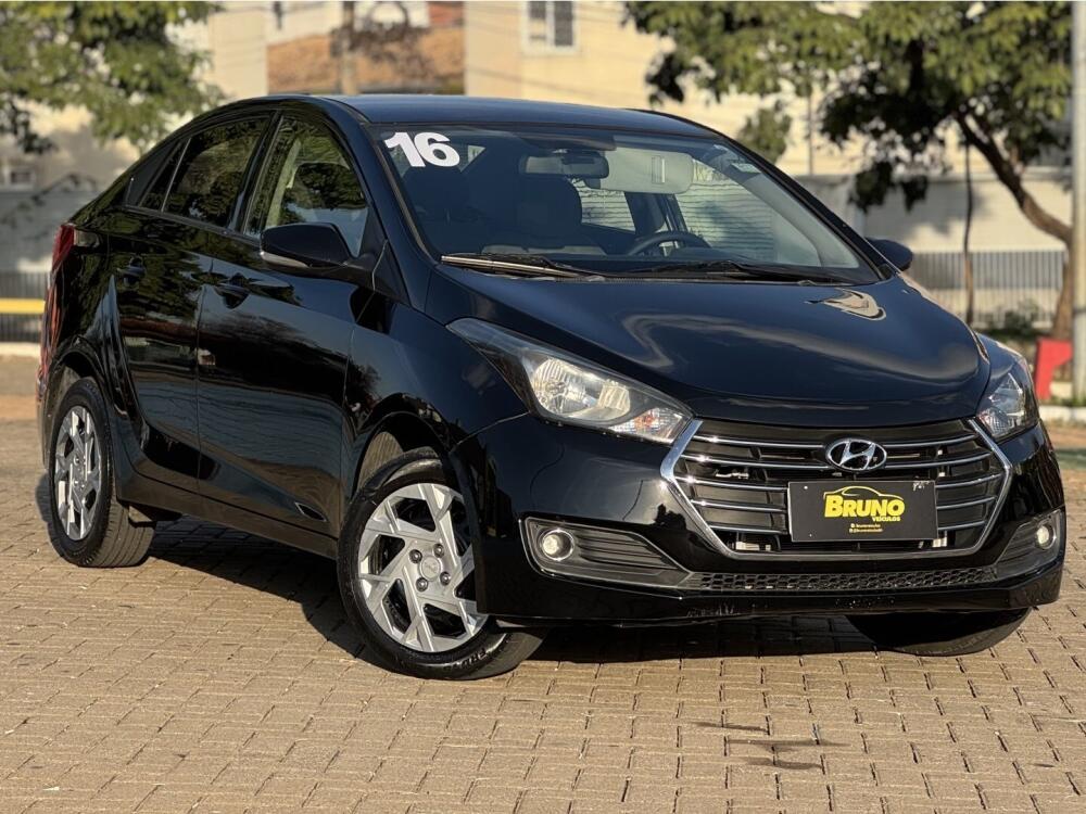Hyundai HB20 S
