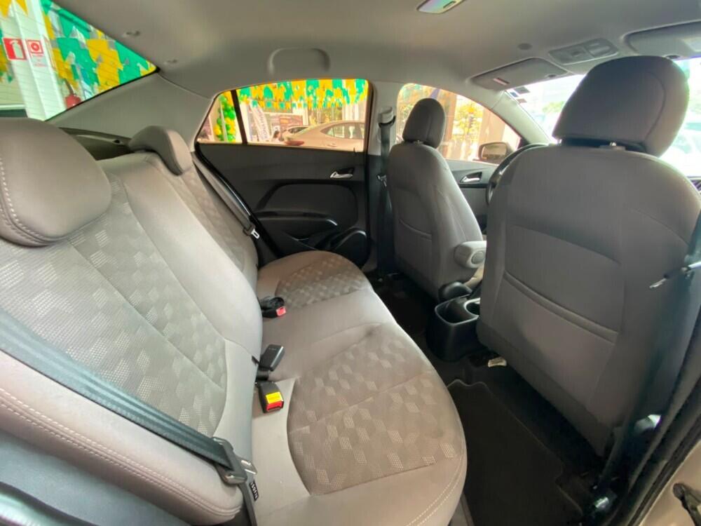 Hyundai HB20 S