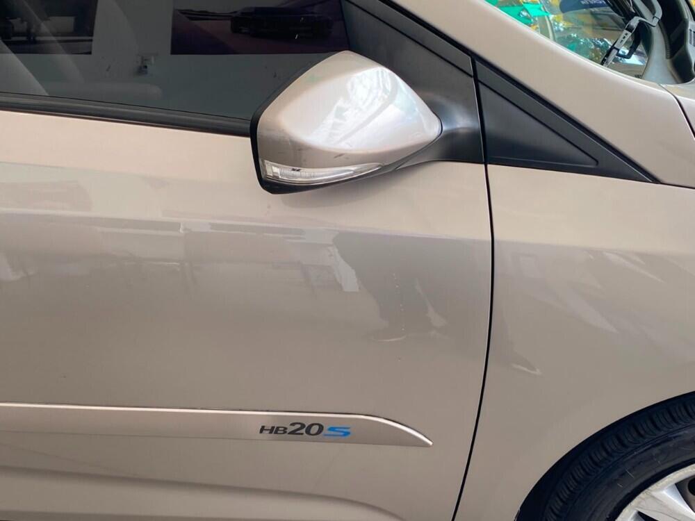 Hyundai HB20 S
