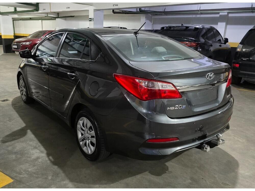 Hyundai HB20 S