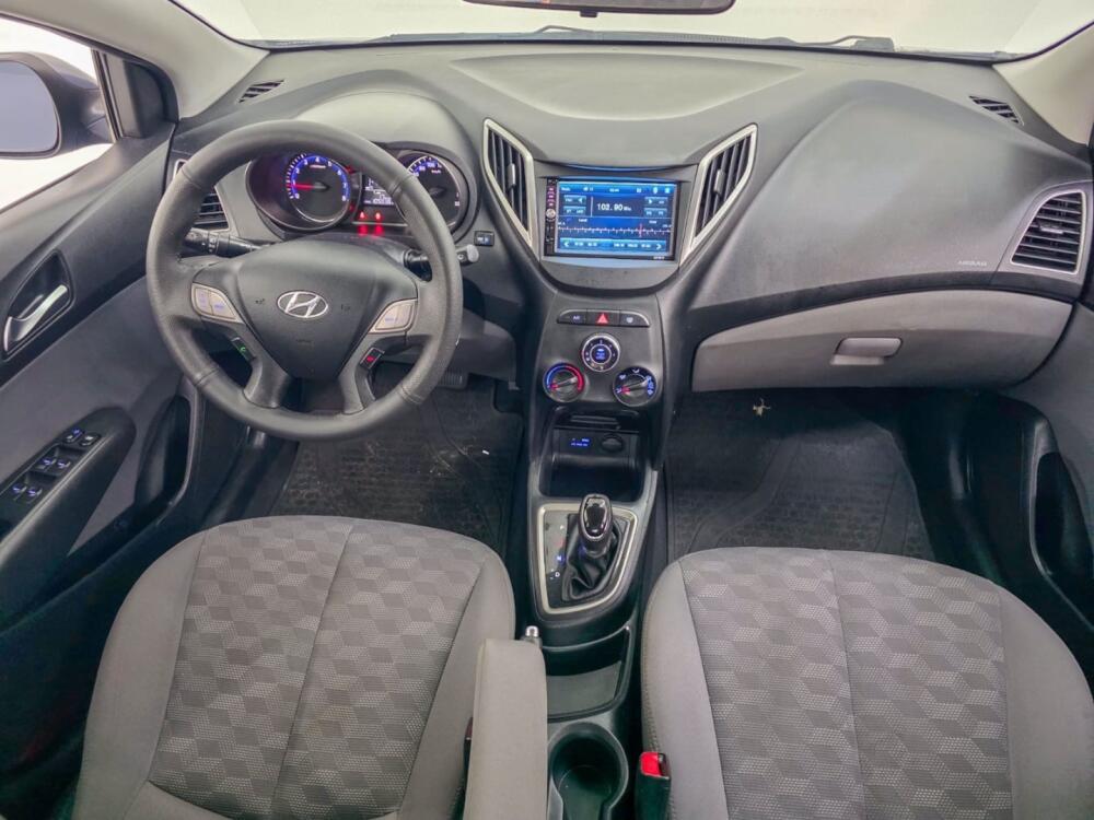 Hyundai HB20 S