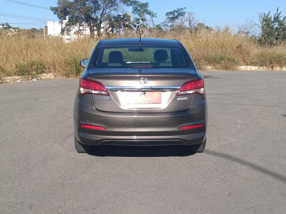 Hyundai HB20 S