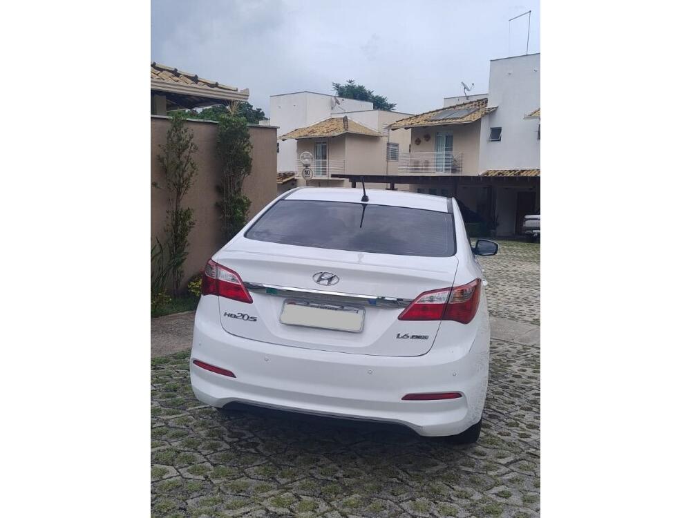 Hyundai HB20 S