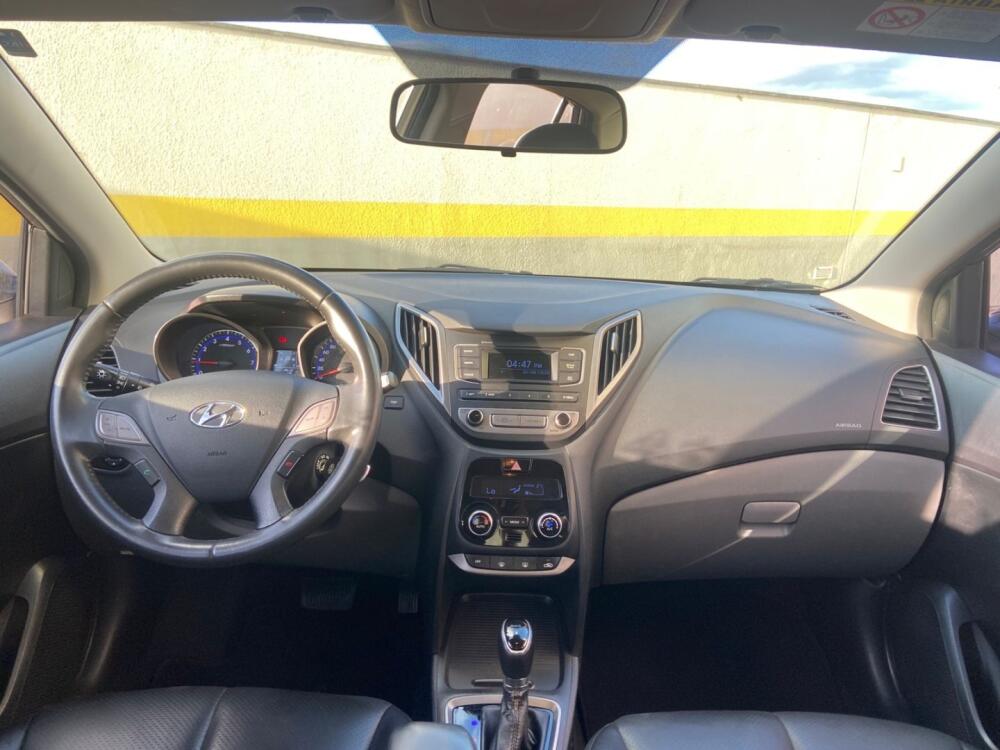 Hyundai HB20 S