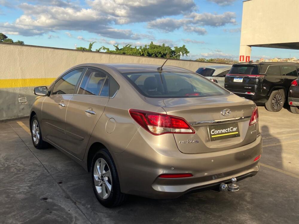 Hyundai HB20 S