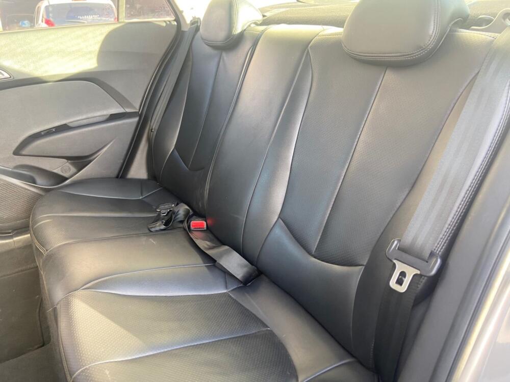 Hyundai HB20 S