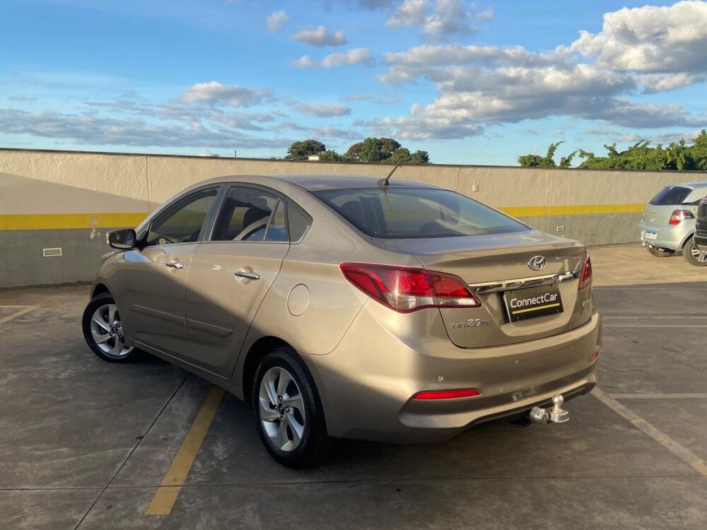 Hyundai HB20 S