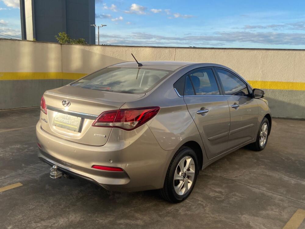 Hyundai HB20 S