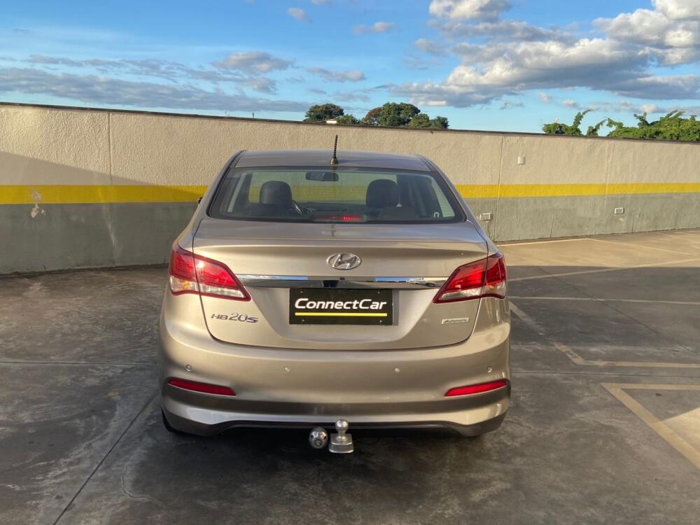 Hyundai HB20 S