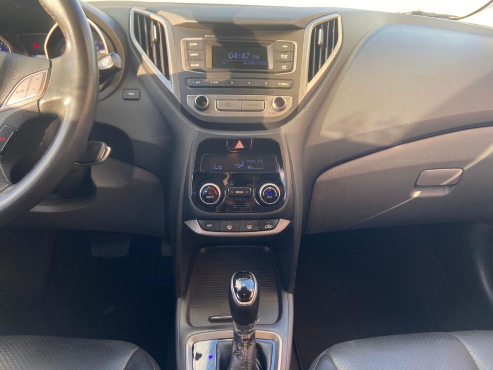 Hyundai HB20 S