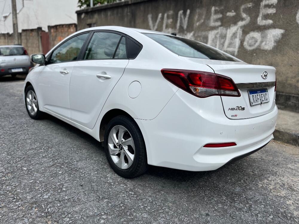 Hyundai HB20 S