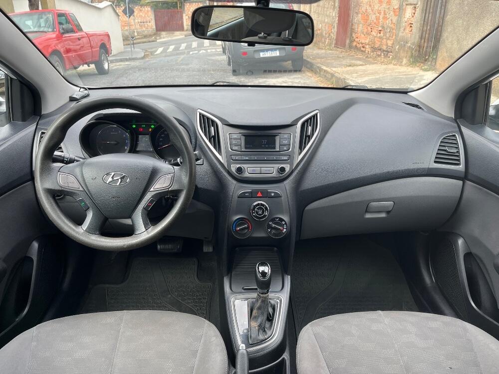 Hyundai HB20 S