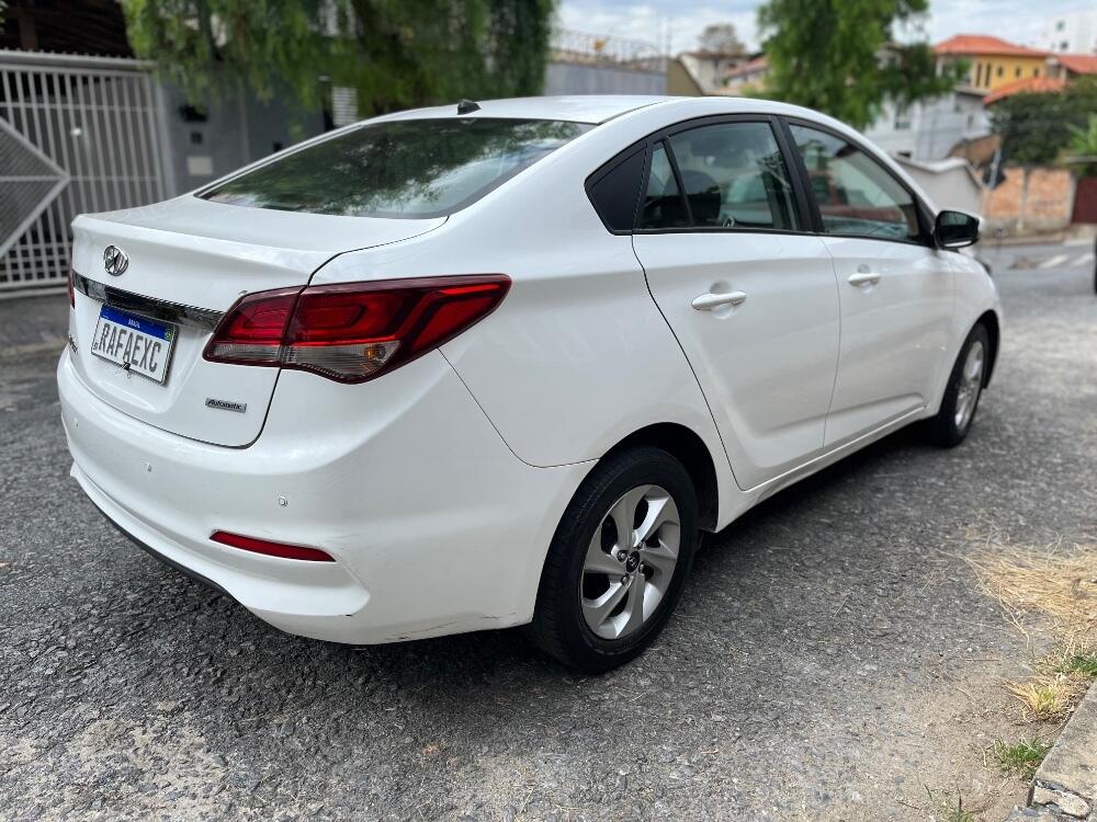 Hyundai HB20 S