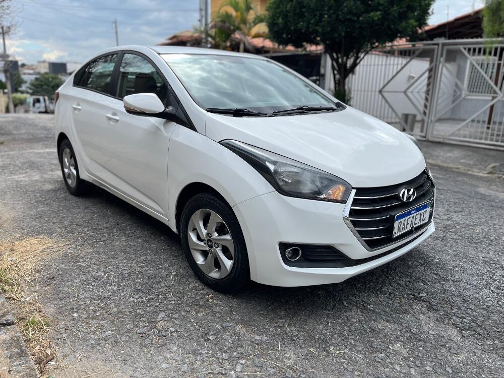 Hyundai HB20 S